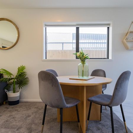 Luxury 2 Bedroom Townhouse By Hagley Park In Cbd 크라이스트처치 외부 사진