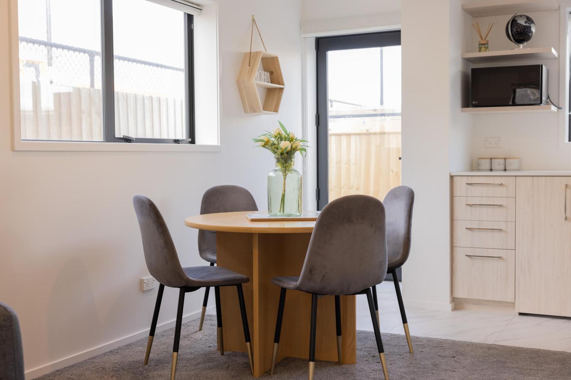 Luxury 2 Bedroom Townhouse By Hagley Park In Cbd 크라이스트처치 외부 사진