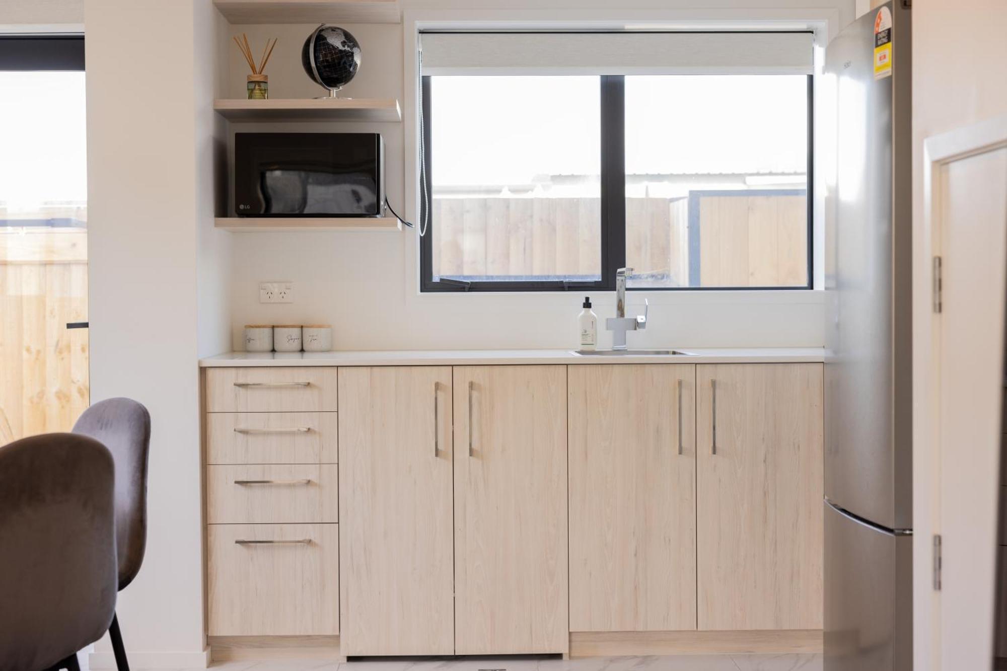 Luxury 2 Bedroom Townhouse By Hagley Park In Cbd 크라이스트처치 외부 사진